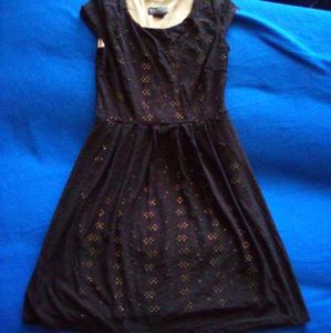 Black and tan fitted dress